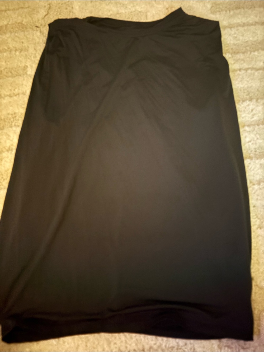 HALARA Black Tank Top - Sleek Essential